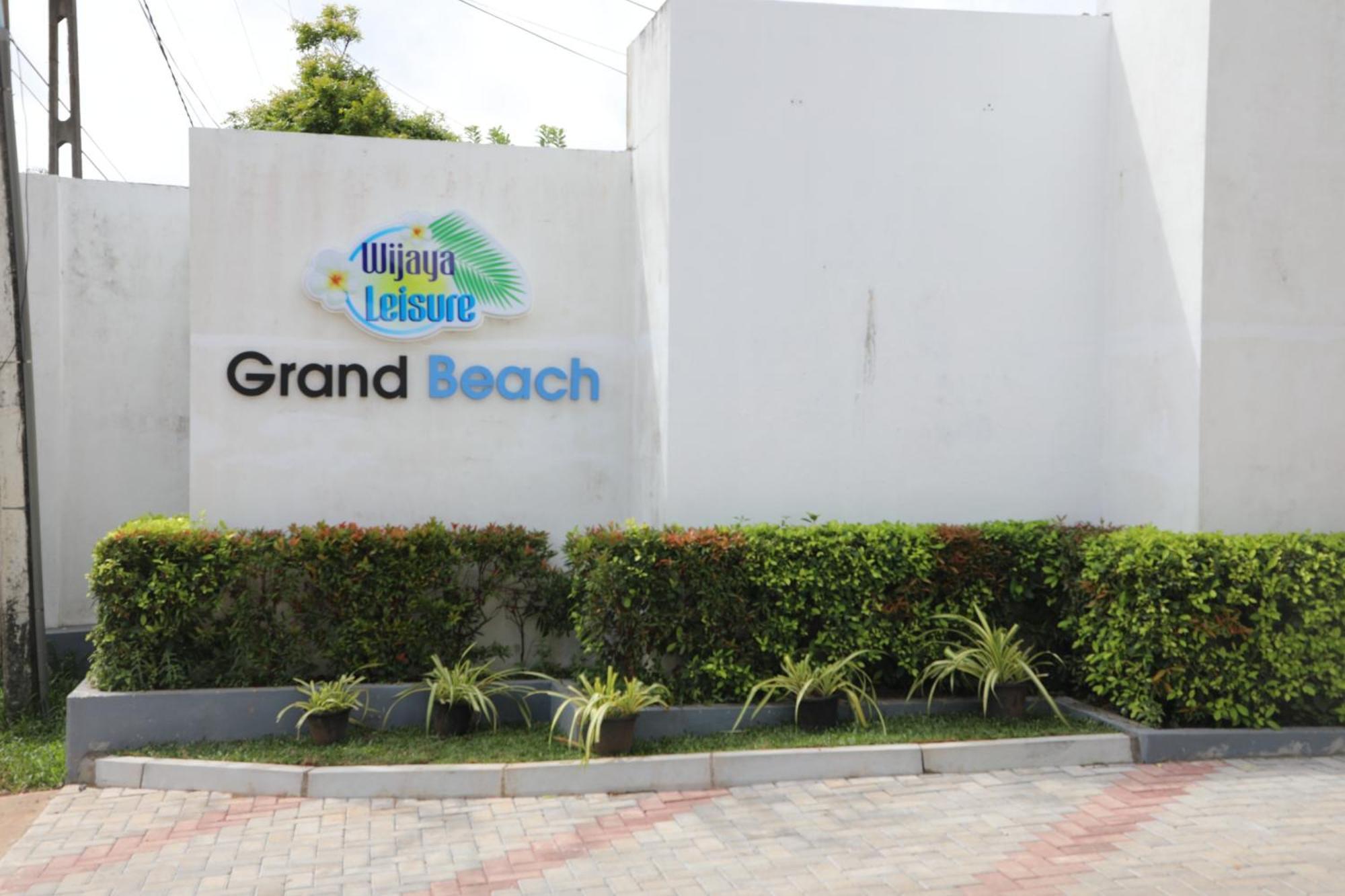 Grand Beach Wadduwa Eksteriør billede
